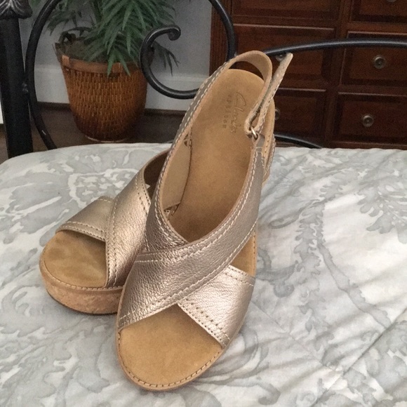 Clarks Shoes - Clark Aisley Tulip Platform Shoes